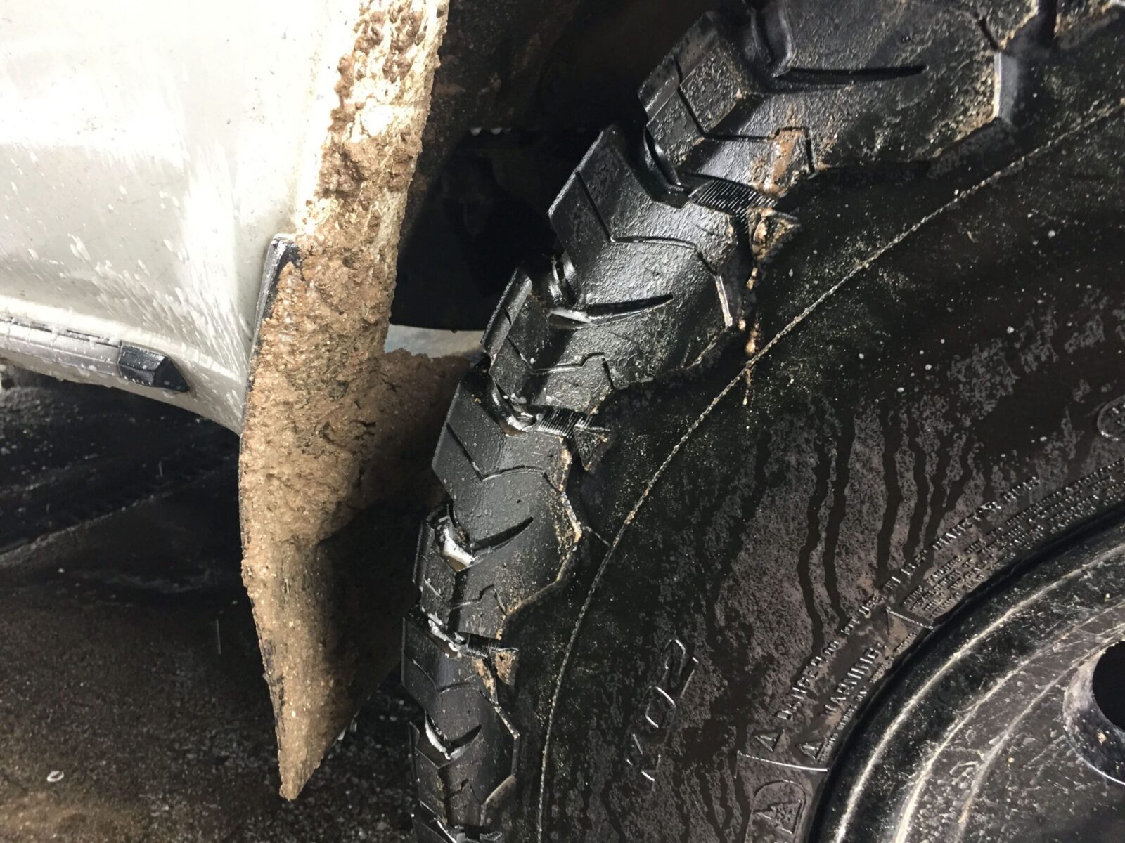 How Do You Keep Mud from Sticking to Wheel Wells?