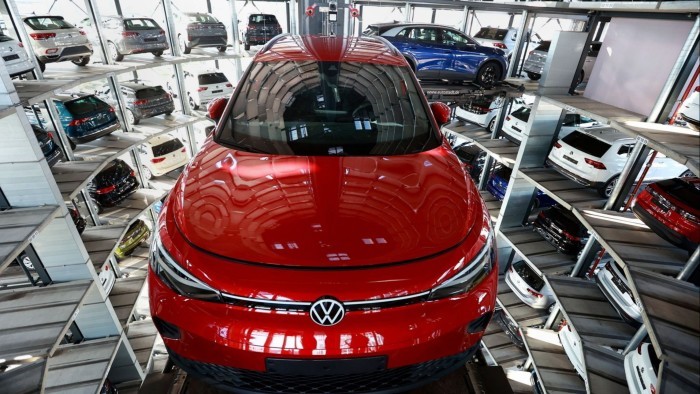 How Much is an Oil Change at Volkswagen Dealership