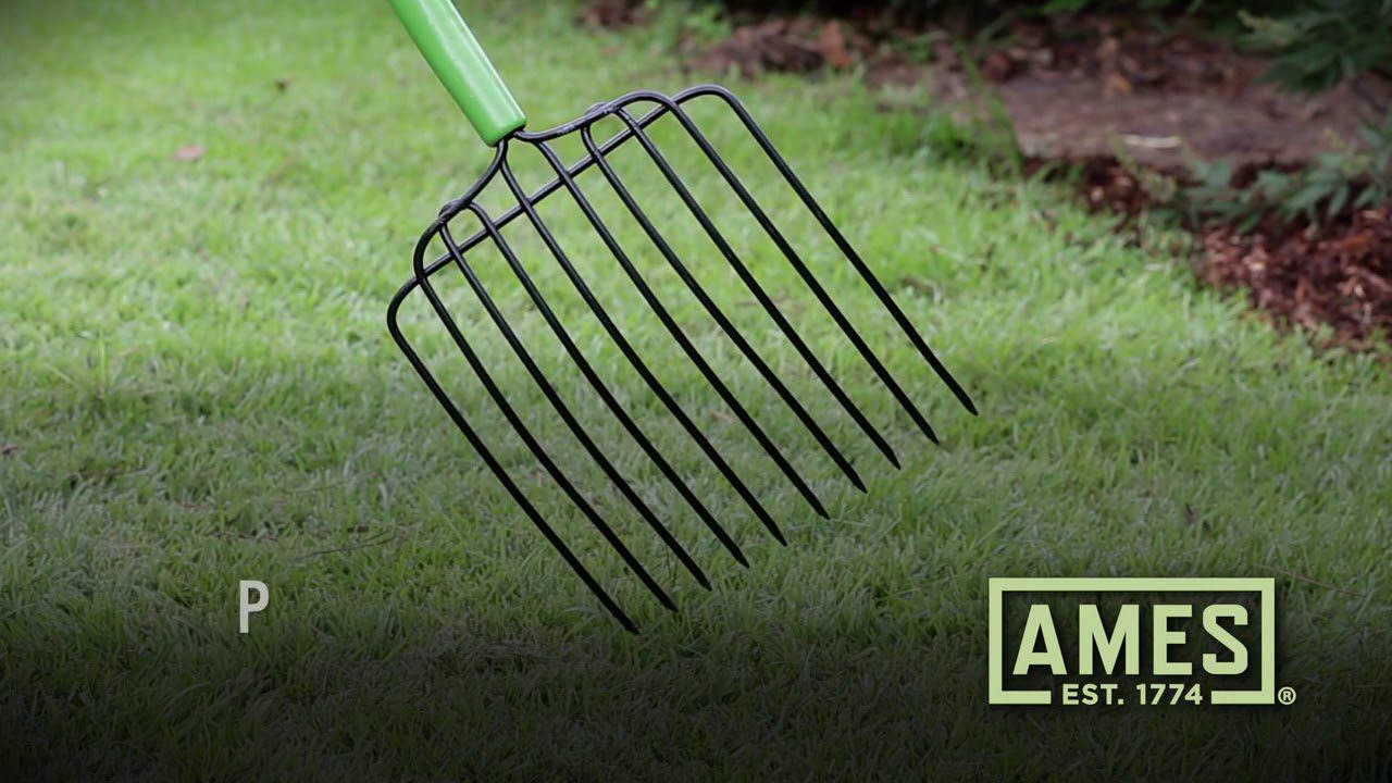 What is the Best Tool to Mulch With?