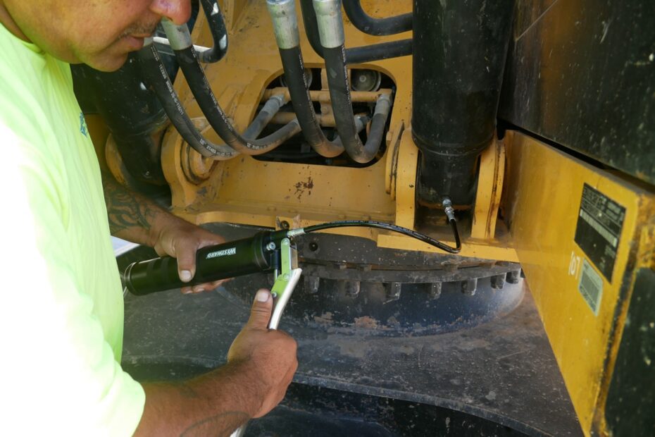 What Kind of Grease Do You Use on Heavy Equipment?