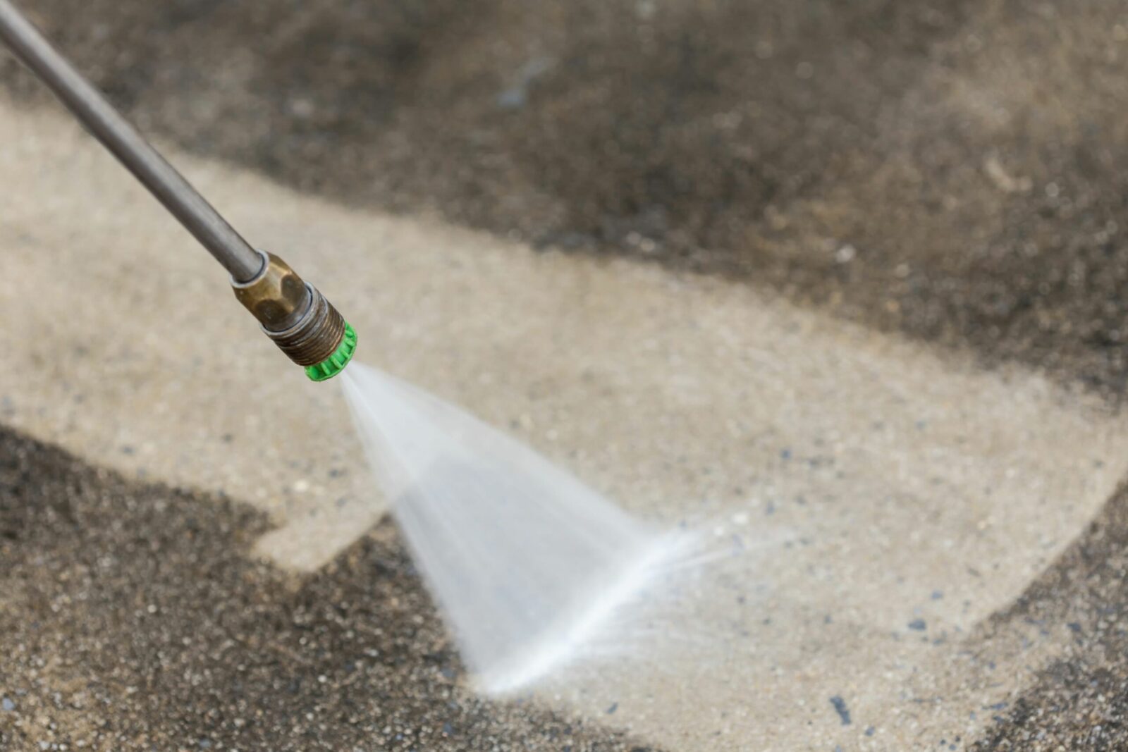How to Get Water Stains off of Concrete
