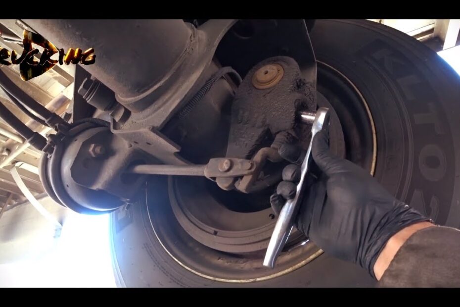 How to Adjust Tractor Trailer Brakes